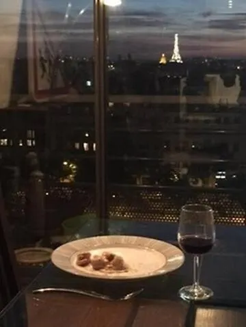 Top Floor With Eiffel Tower View And Roof Top 파리 0*,